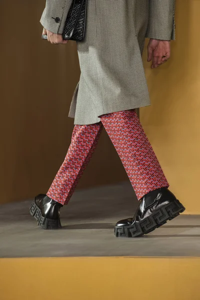 Look 42
